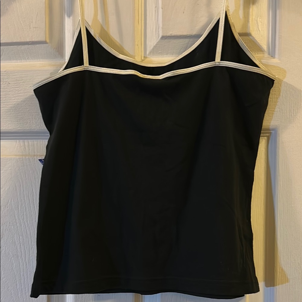 NWT Nightmare Before Christmas “Simply Meant to be” Graphic Women's tank top - Picture 3 of 5
